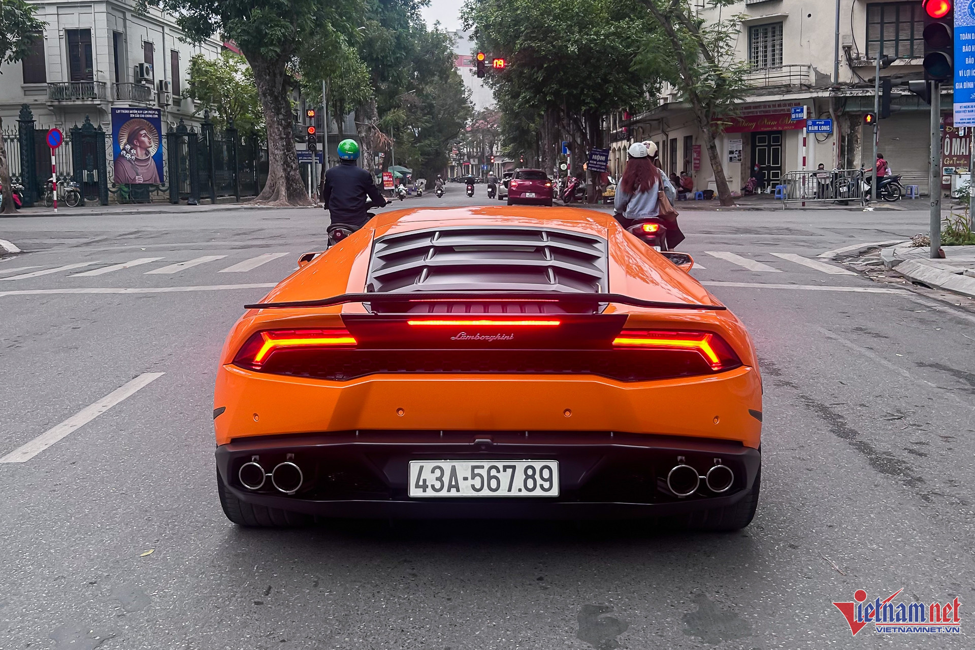 huracan tu quy 3.jpg