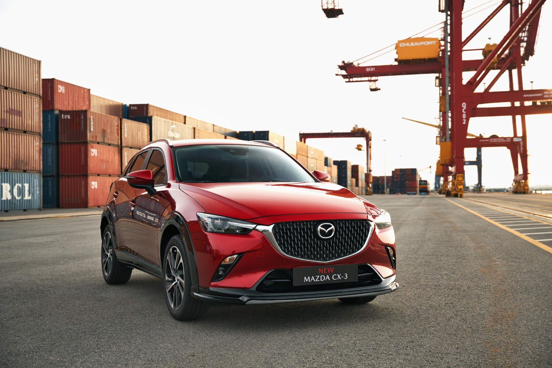 Mazda CX 3 ngoai that.jpg