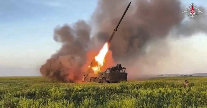 Nga muốn ‘làm nguội những cái đầu nóng&amp;apos; ở NATO, nói chưa hết căng thẳng với Mỹ