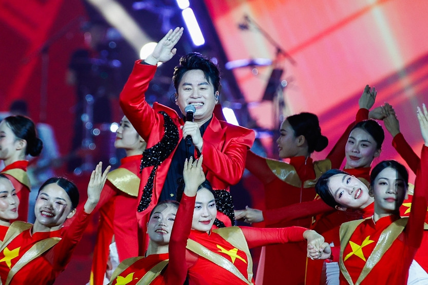 Từ concert 'Tổ quốc trong tim' nghĩ về tương lai đất nước