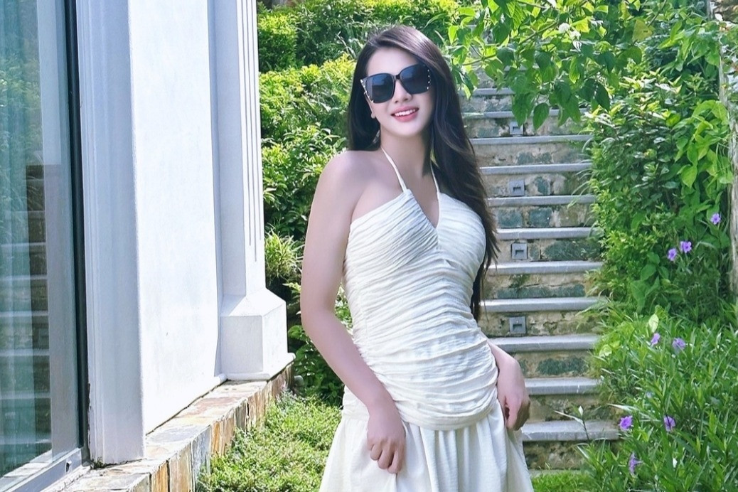 Vai 'girl phố' gây bão mạng và chuyện chưa kể của nữ công an quê Thanh Hoá