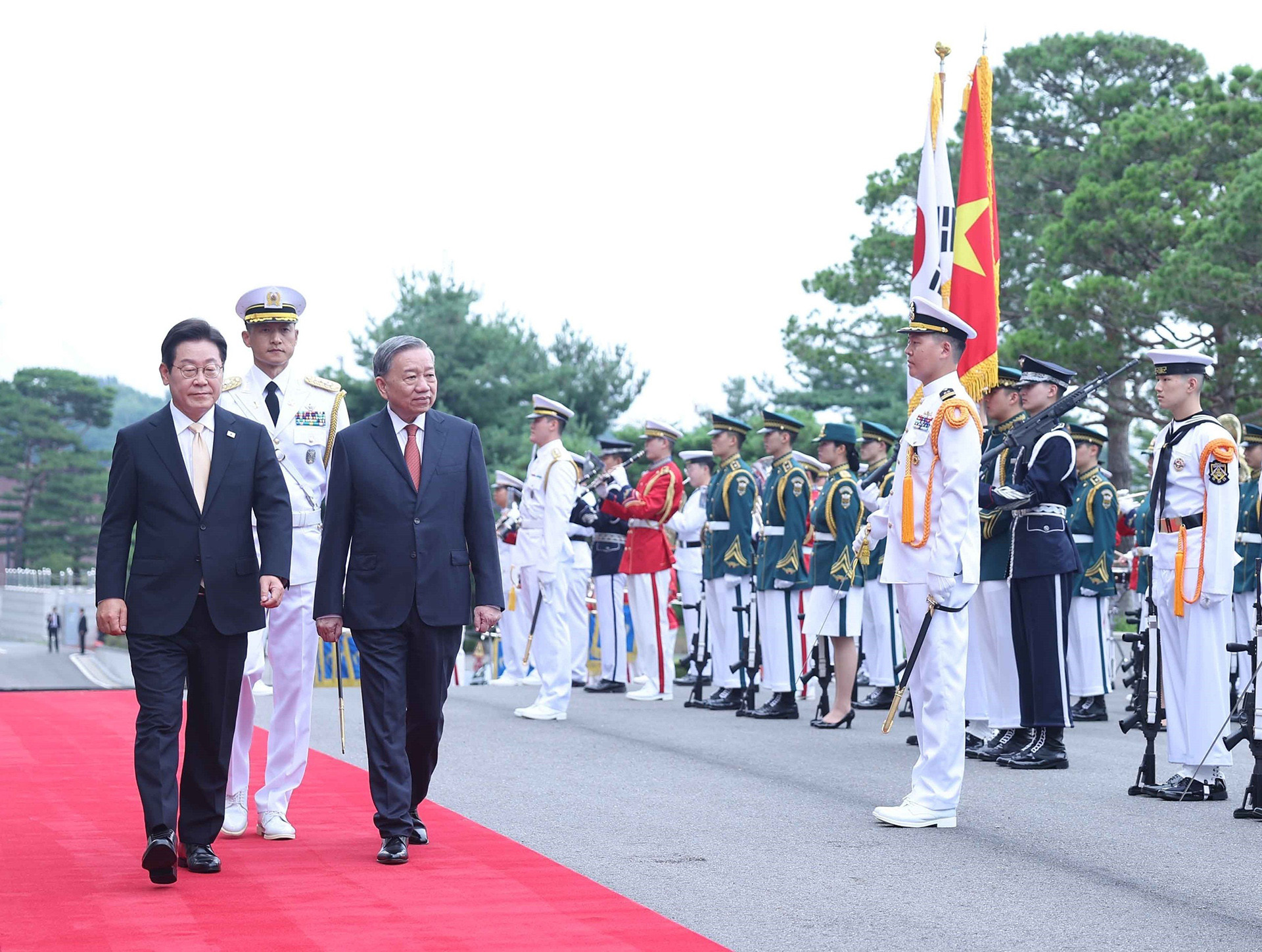vnapotalledontongbithutolamvaphunhanthamcapnhanuochanquoc8202537 17548785440601524962941.jpg