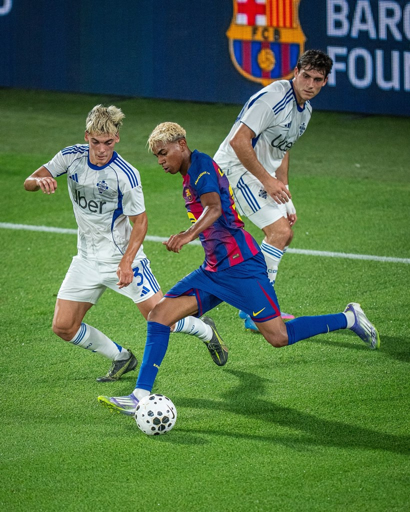 yamal barca.jpg