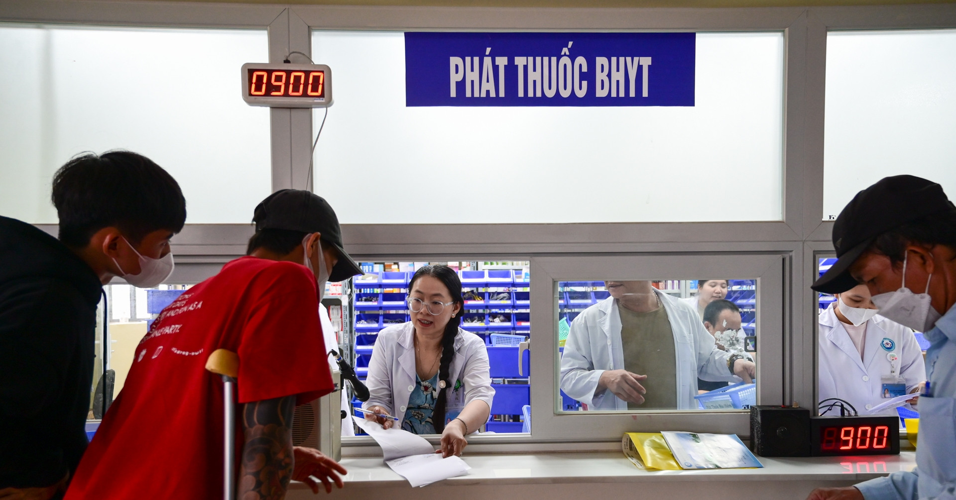 Các bệnh viện ở TPHCM bị "treo" gần 2.500 tỷ đồng BHYT, Bộ Y tế lên tiếng