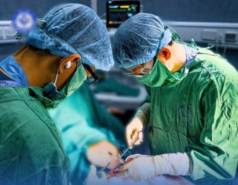 5 lần thai lưu, 2 lần nguy cơ mất tử cung, người mẹ nghẹn ngào đón con khỏe mạnh