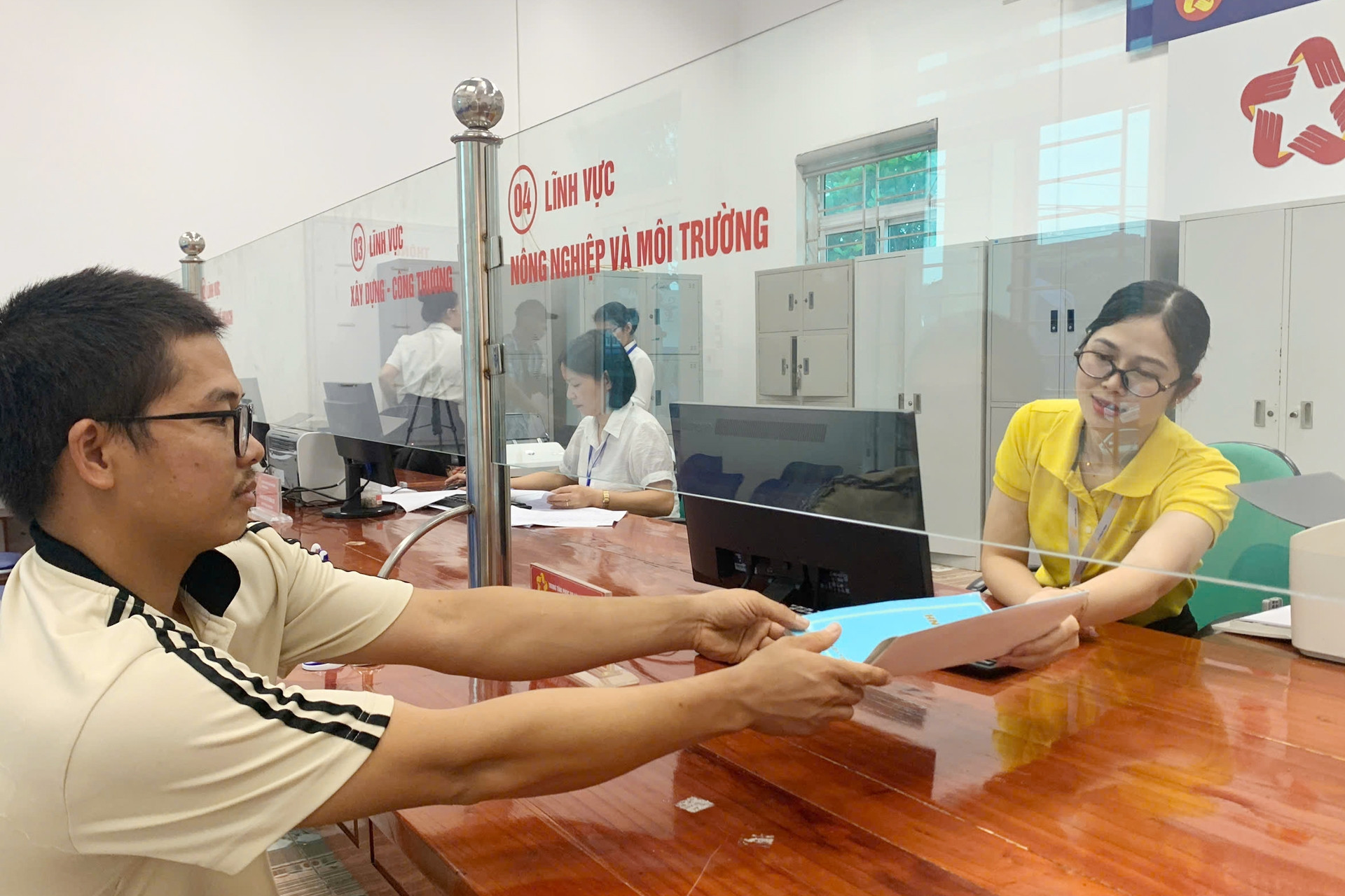 Chuyển đổi số cấp xã, phường tiếp tục chuyển biến tích cực