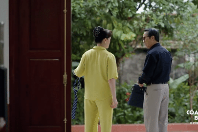 'Có anh nơi ấy bình yên' tập 10: Chủ tịch Thứ ôm cặp tiền lên huyện để chạy chức