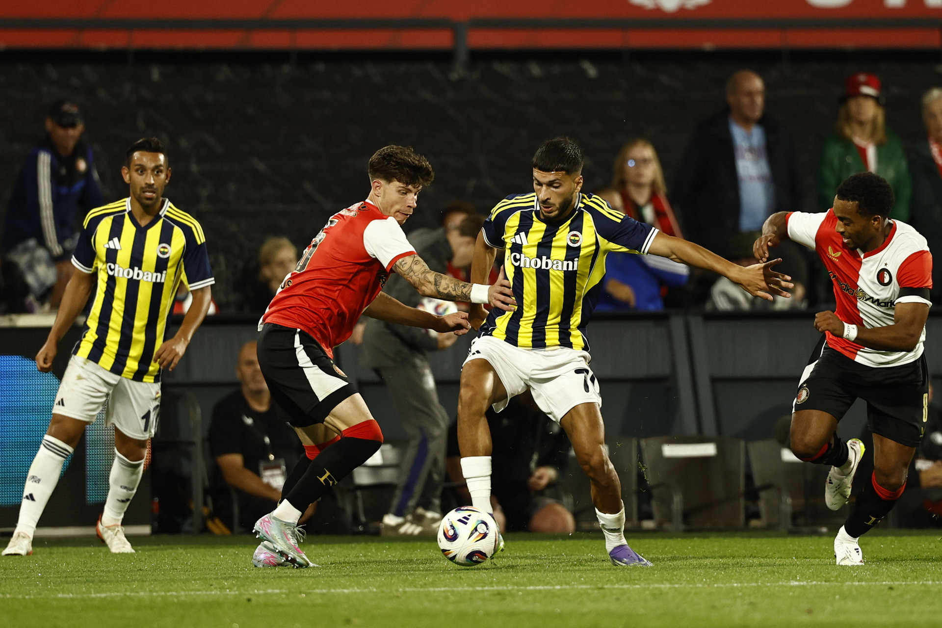 FSK - Fenerbahce Feyenoord.jpg