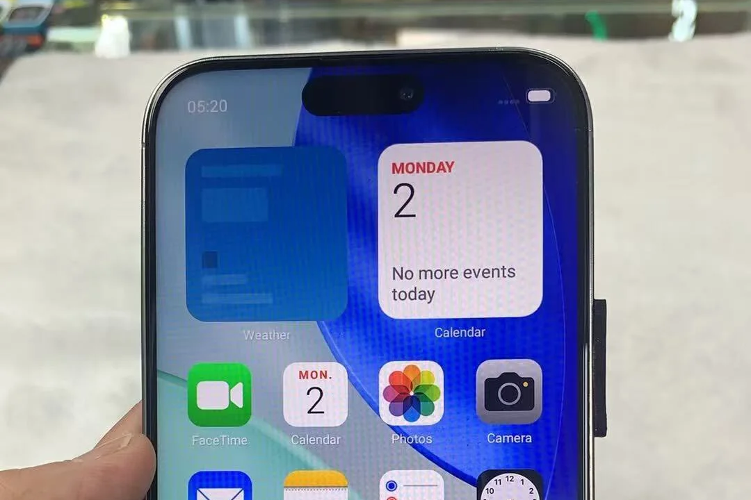 iPhone 17 Pro Max chạy hệ điều hành ‘lạ’ lộ diện