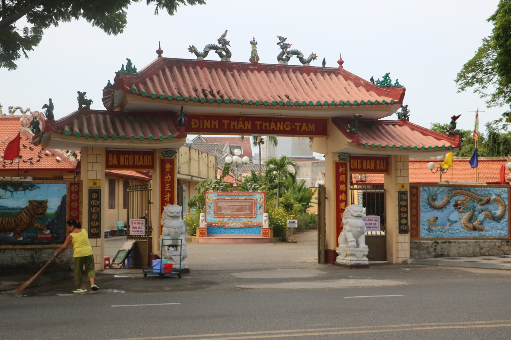 Ngôi đình hơn 200 tuổi gắn với lịch sử khai phá vùng biển nổi tiếng Việt Nam