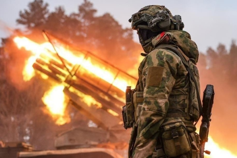 Quân Nga tiến thêm 15km ở Donetsk, Ukraine tuyên bố hạ lữ đoàn trưởng của Moscow