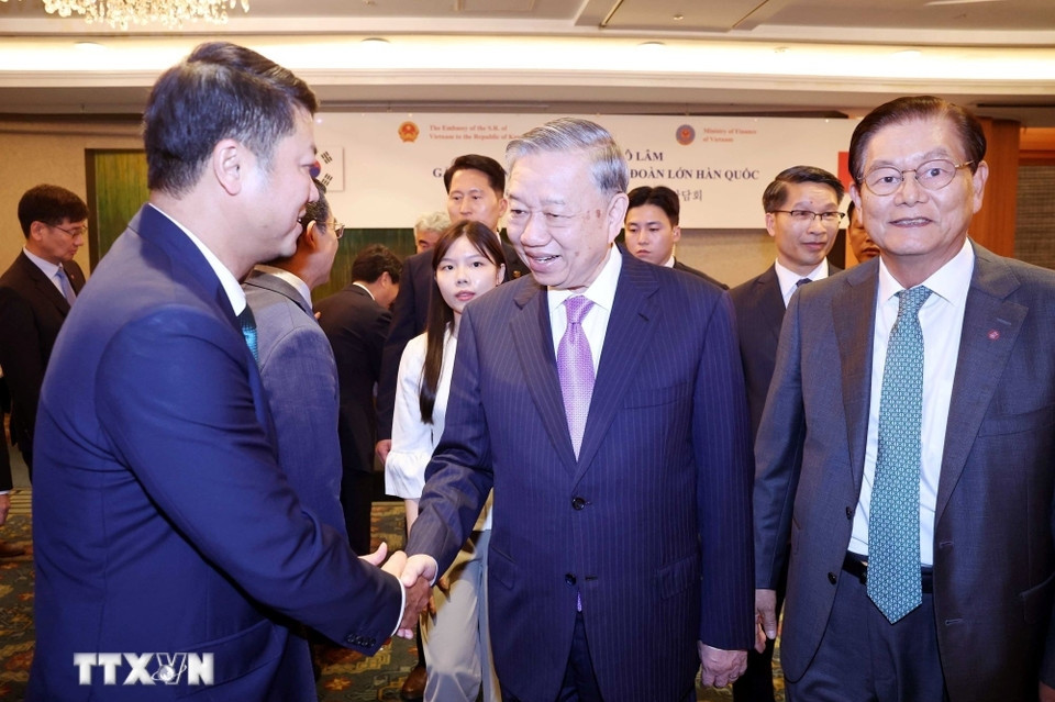 Tổng Bí thư: Việt Nam luôn ủng hộ và đồng hành cùng các doanh nghiệp Hàn Quốc