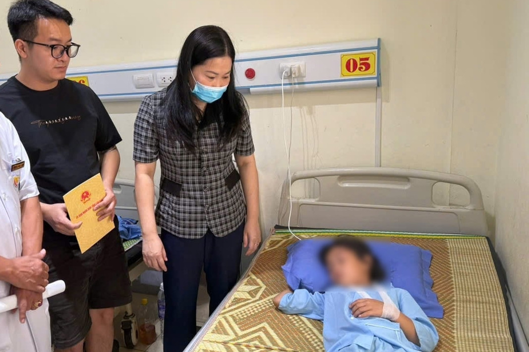 Vụ Phó Bí thư xã lái xe biển xanh đâm 1 trẻ tử vong: Chủ tịch tỉnh chỉ đạo gì?