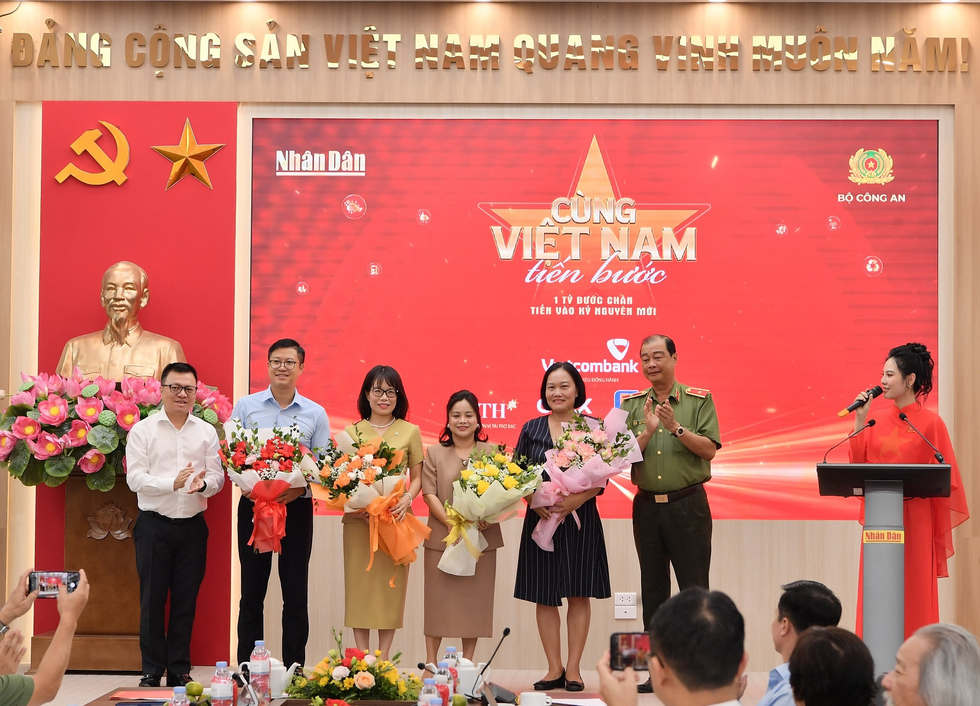 20250811_LHQ_HopbaoCungVietNamTienBuoc_82.jpg