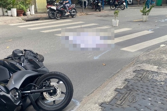 Bản tin trưa 13/8: Tài xế bỏ trốn sau tai nạn khiến cô gái trẻ ở TPHCM tử vong
