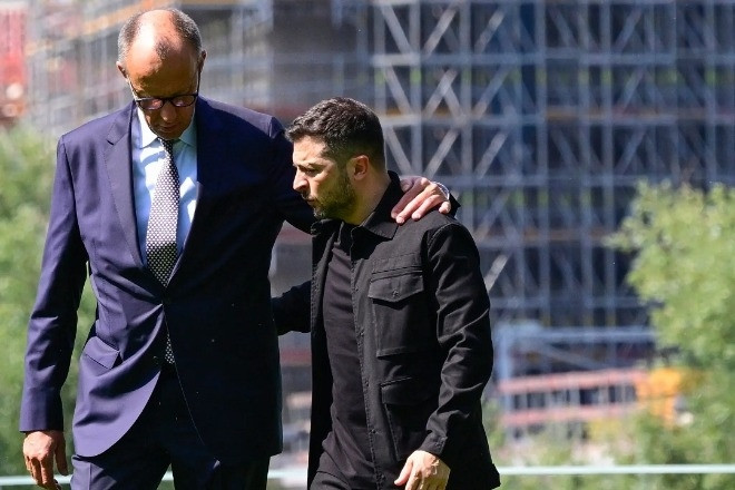 Châu Âu họp khẩn với ông Trump về Ukraine, Hungary nói Nga đã chiến thắng