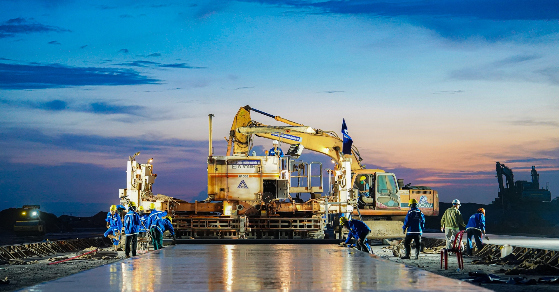 Đại công trường sân bay Long Thành không ngủ: Nghìn người, trăm máy chạy suốt đêm