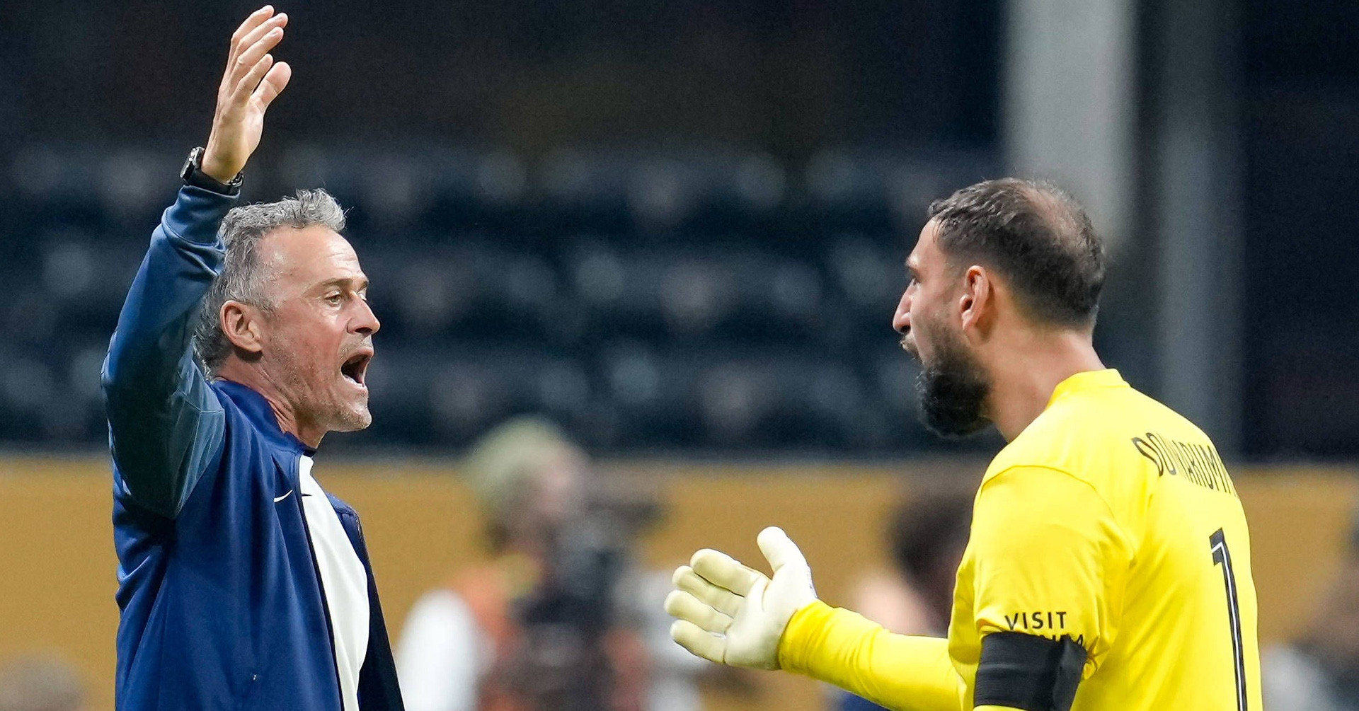 Donnarumma mắng PSG, Luis Enrique nói lý do đuổi người hùng Cúp C1