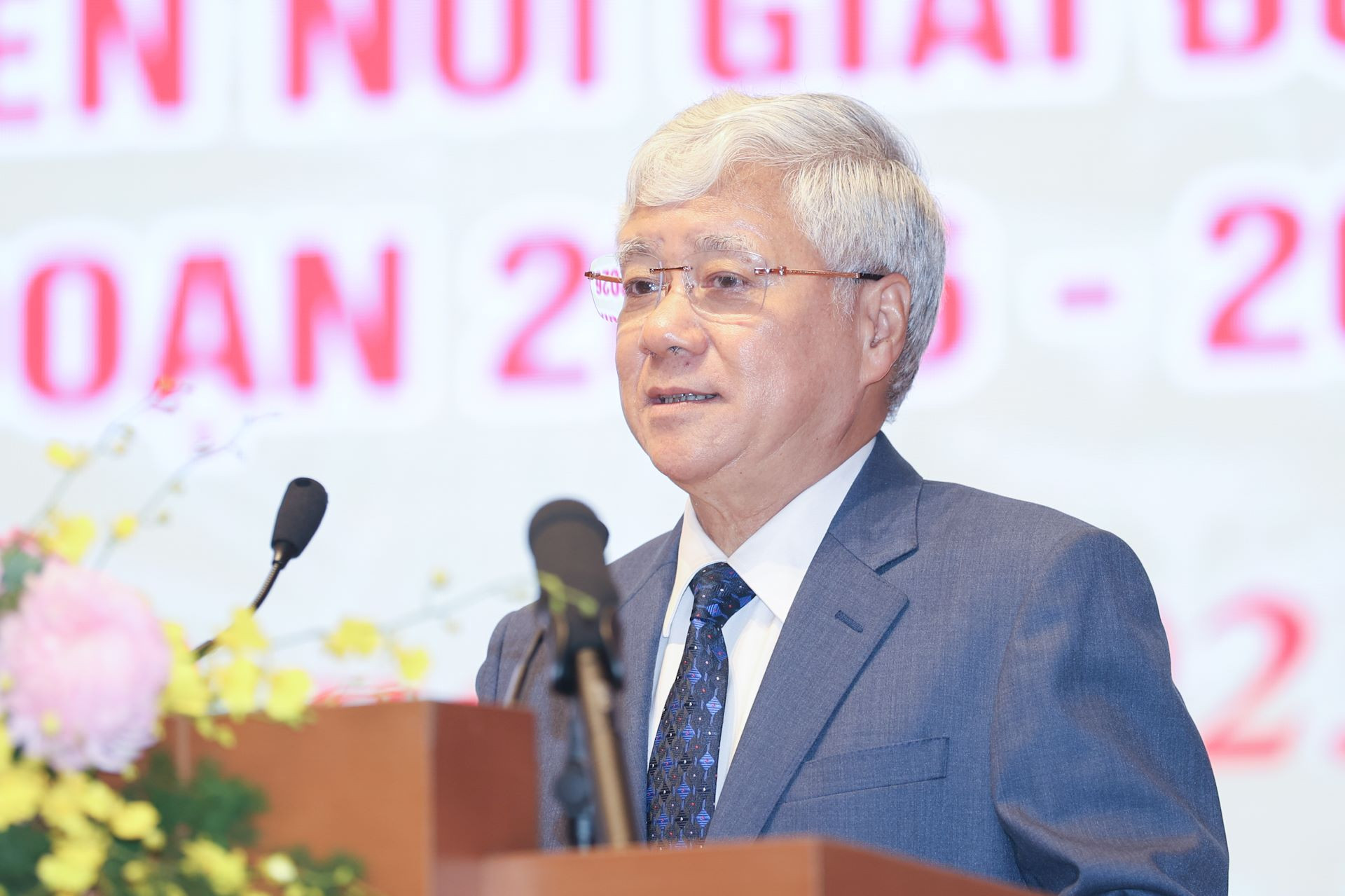 hoi nghi 4.jpg