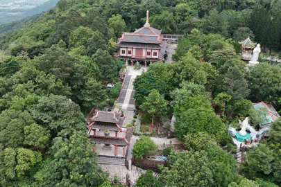 Ngôi chùa cổ trên đỉnh núi ở TPHCM và câu chuyện ít người biết về vua Gia Long