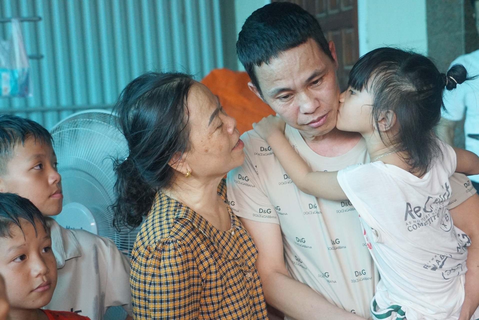 Vụ gà lôi trắng: Tâm sự của bị cáo Thái Khắc Thành ngay khi đặt chân về nhà