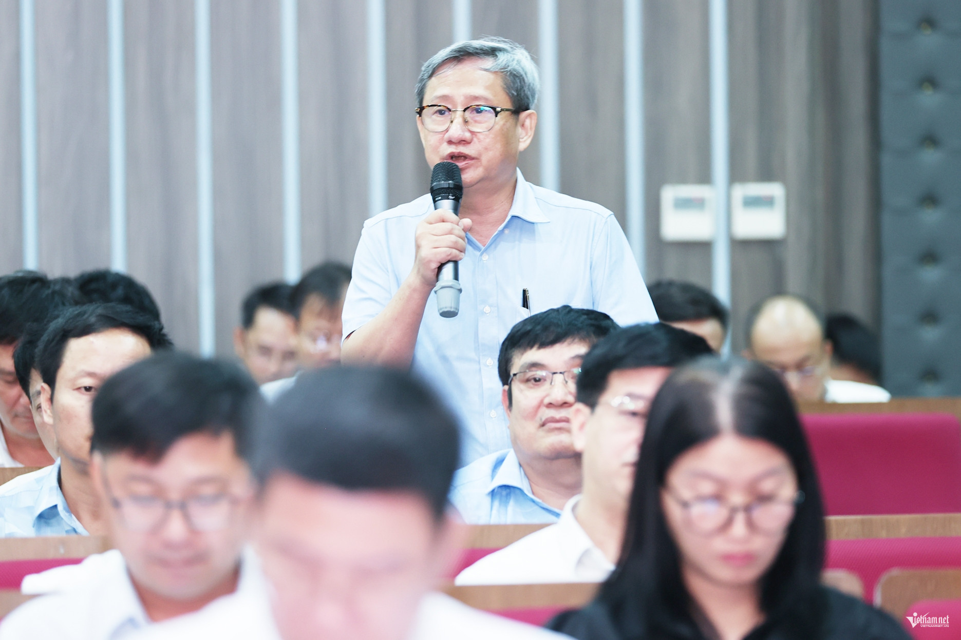 W-người giữ nhịp  2.jpg