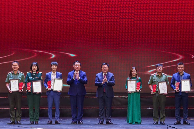 'Báo chí đóng góp to lớn trên trận tuyến phòng, chống tội phạm'