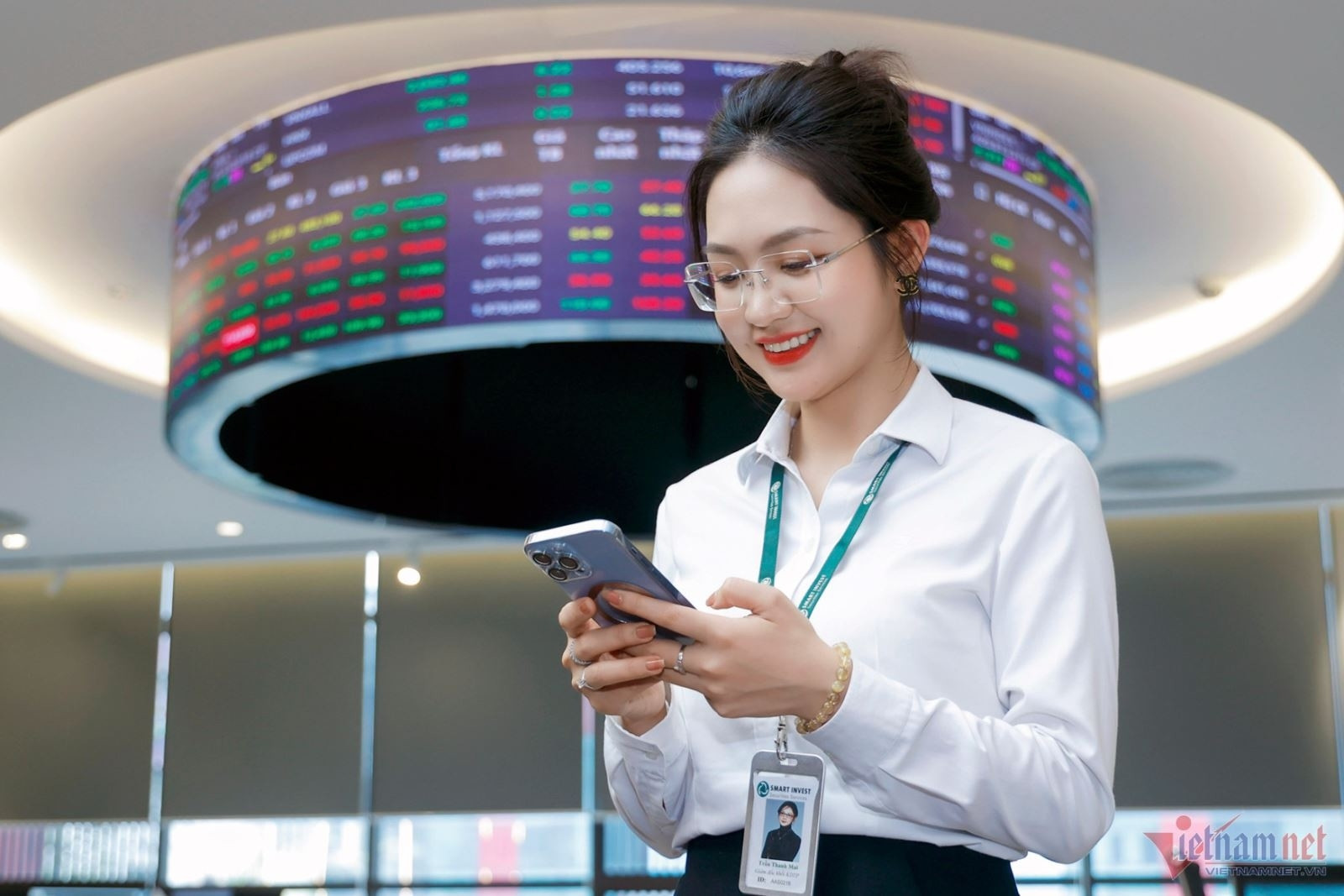 2.000 doanh nghiệp niêm yết sẽ phải công bố thông tin bằng tiếng Anh