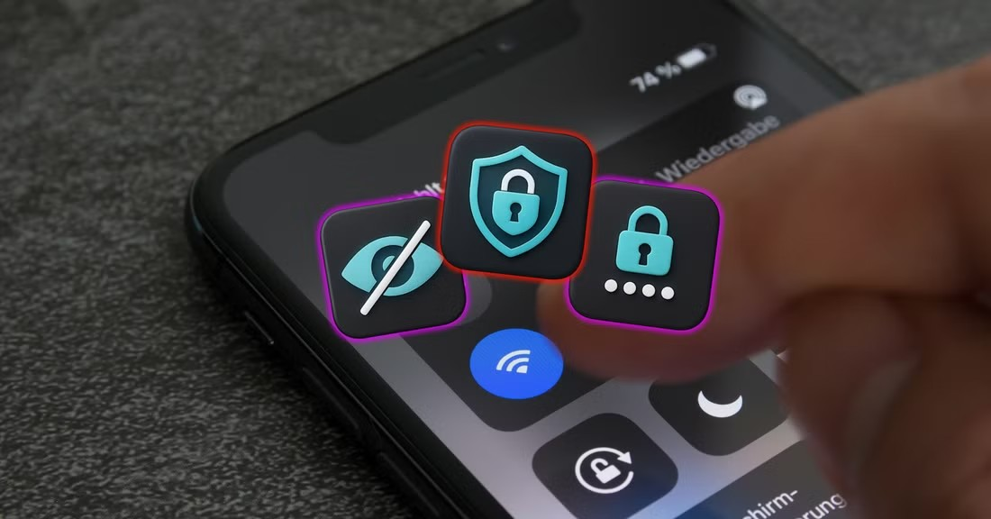 Dùng Wi-Fi miễn phí ở quán café, sân bay, tuyệt đối không làm 6 điều này