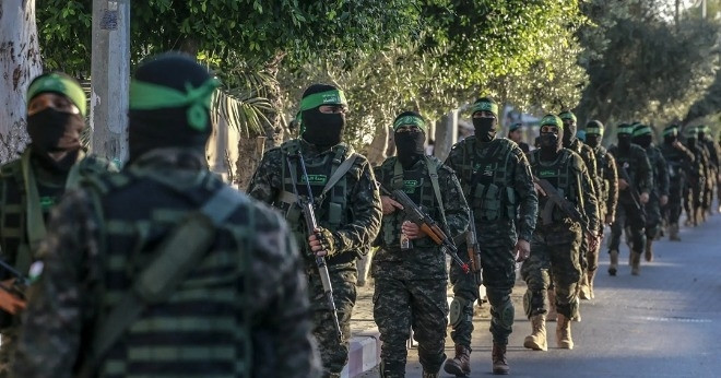 Hamas có thể rút quân để đạt lệnh ngừng bắn, Israel không kích Dải Gaza