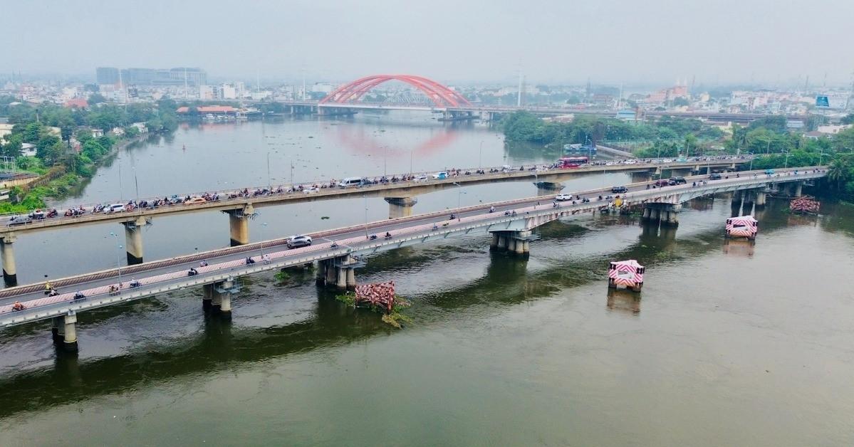 Lý do cấm ô tô qua cầu huyết mạch tại cửa ngõ TPHCM hơn 3 tháng
