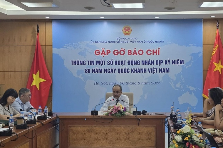 Sôi nổi các hoạt động tôn vinh tiếng Việt nhân kỷ niệm 80 năm Quốc khánh
