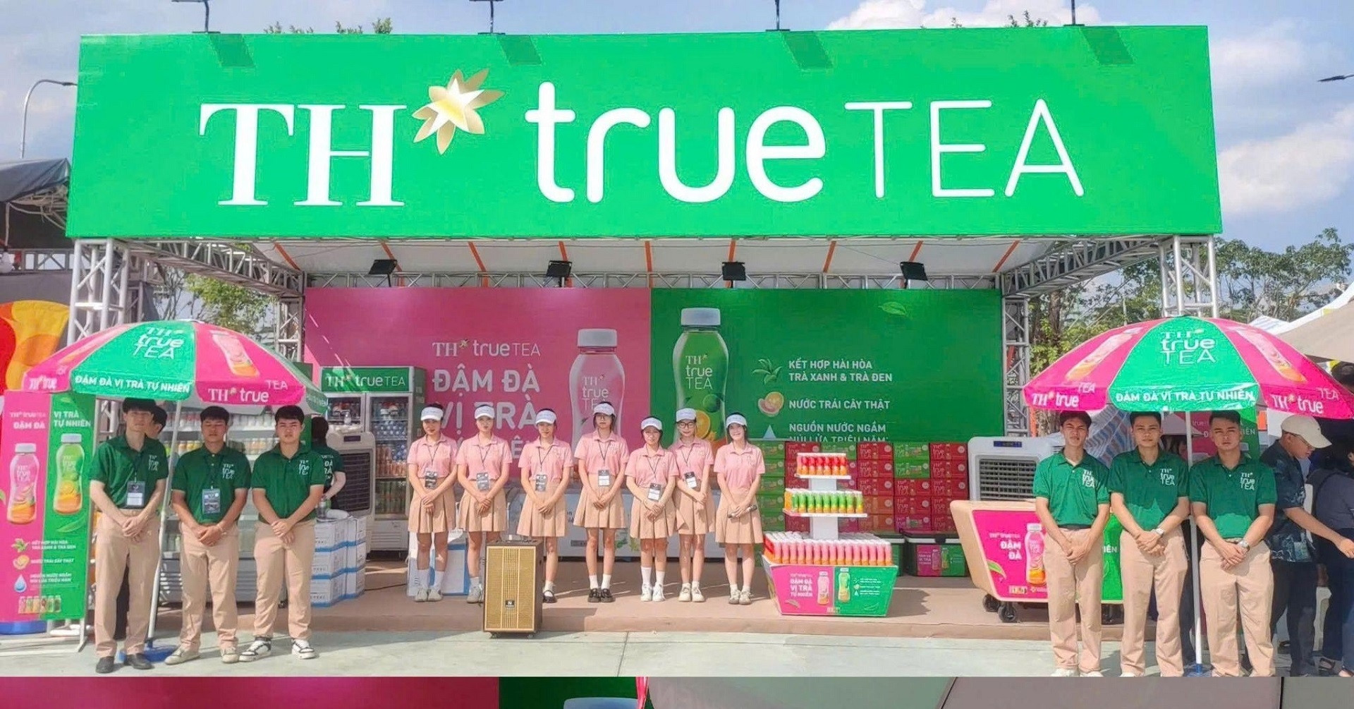 TH true TEA cùng 50.000 khán giả hòa mình vào 2 đại nhạc hội quốc gia