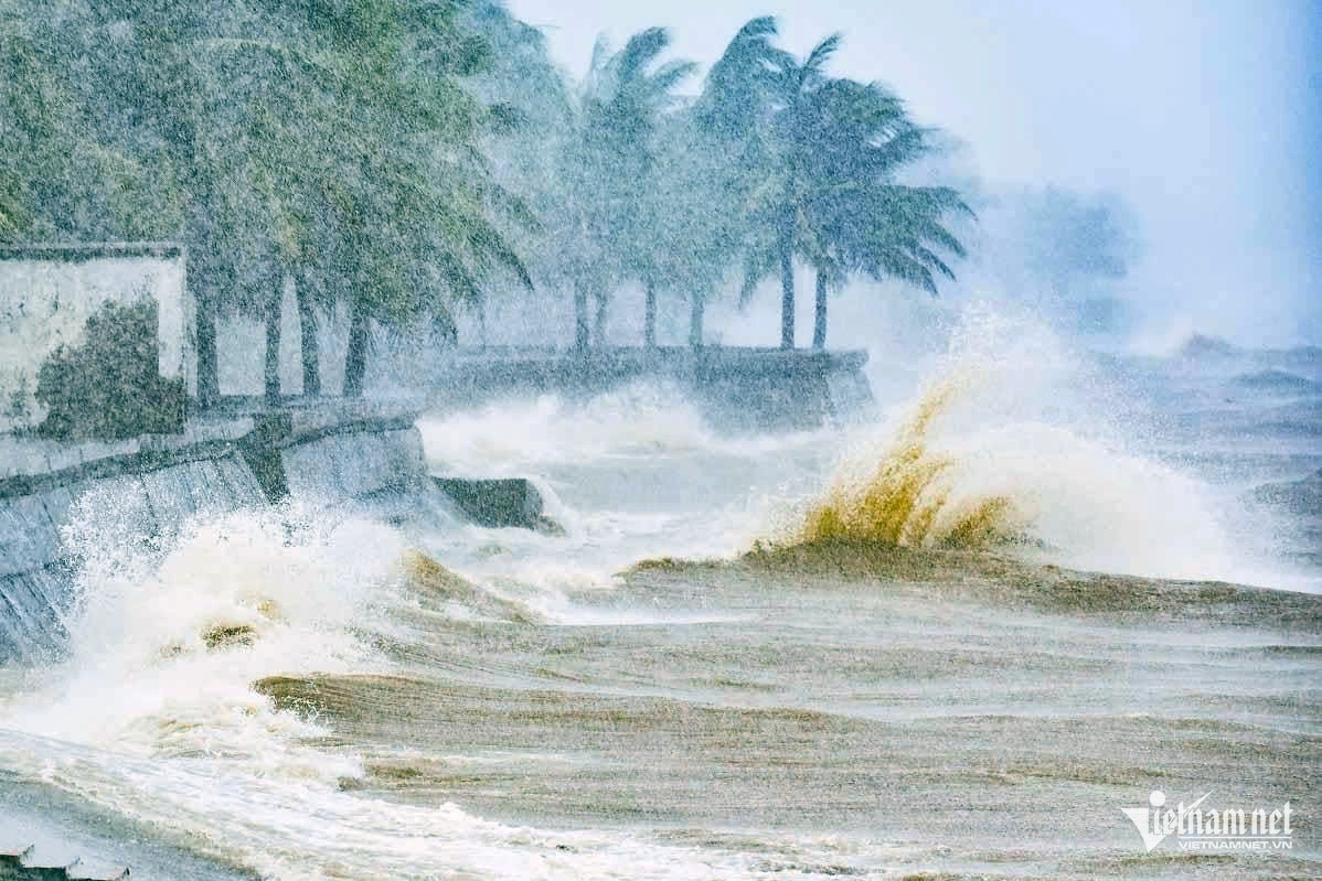 Biển Đông sắp xuất hiện vùng áp thấp, khả năng mạnh thành áp thấp nhiệt đới