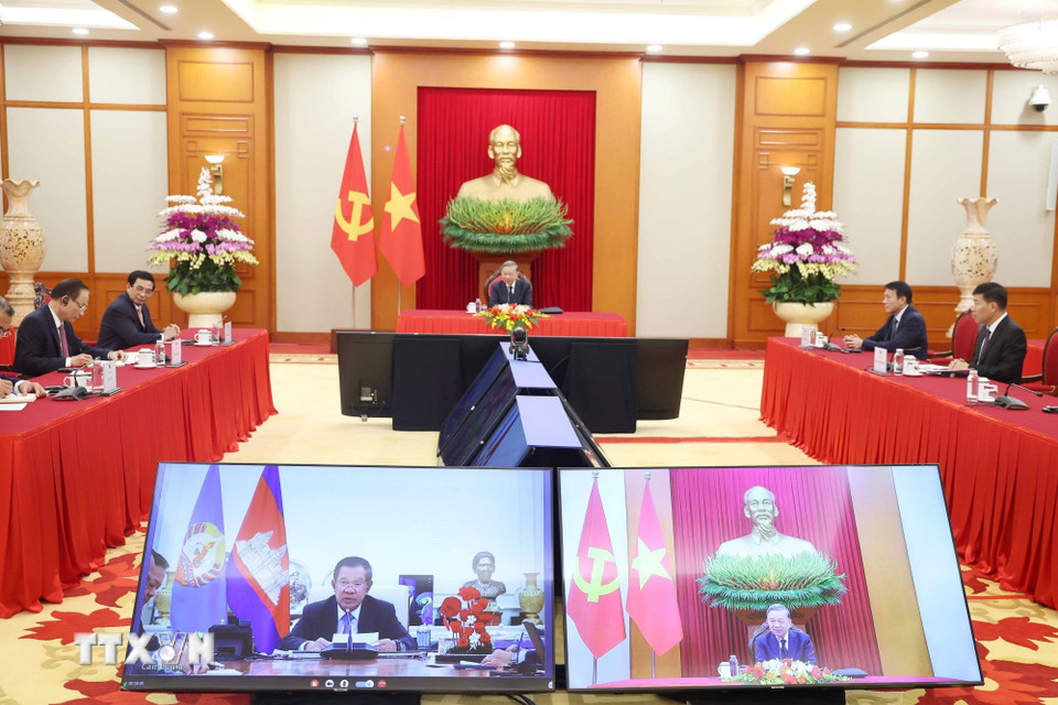 tong bi thu to lam dien dam voi chu tich dang nhan dan campuchia hun sen 1408 1.jpg