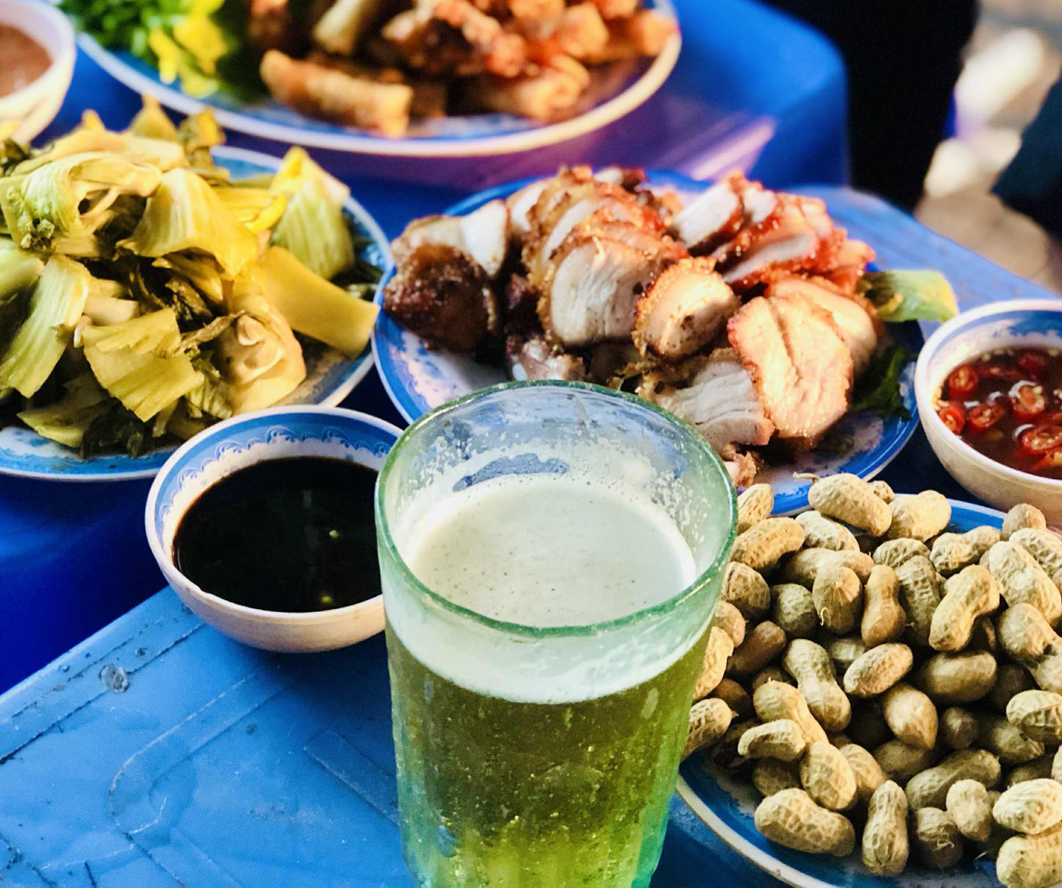 uong bia lanh.jpg