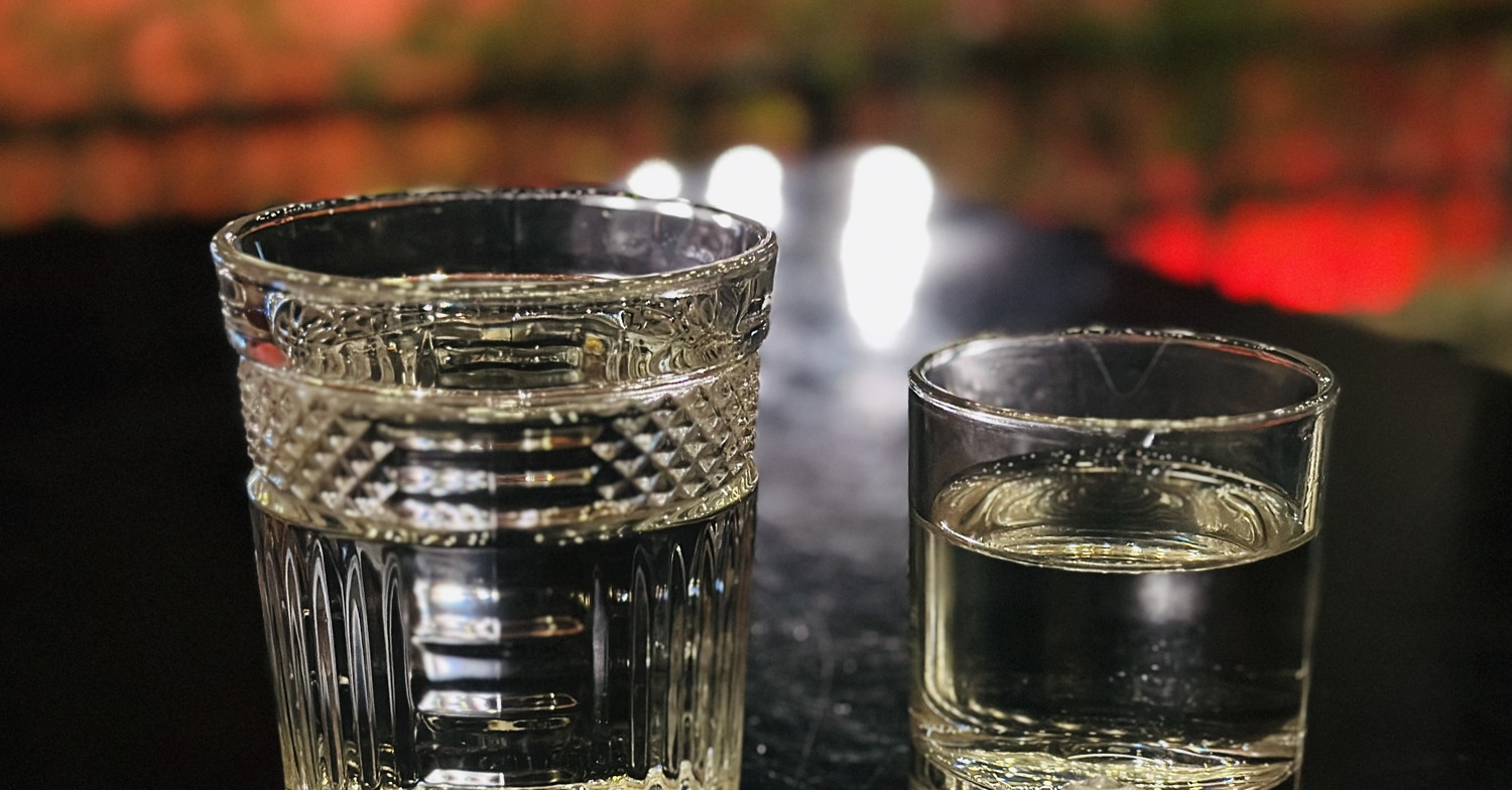 13 người chết, 21 người mù mắt sau khi uống rượu ở Kuwait