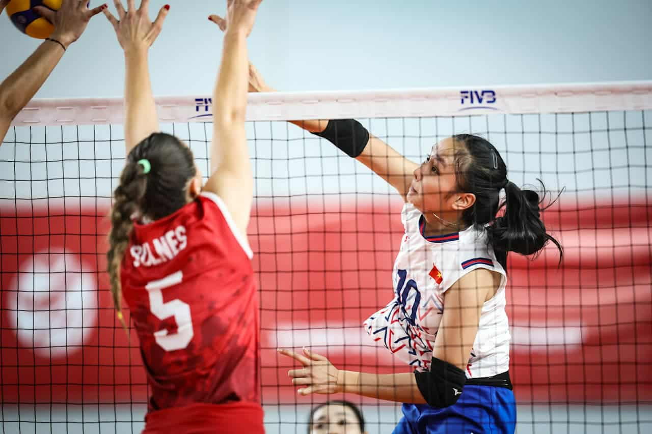 bong chuyen u21 viet nam 8.jpg