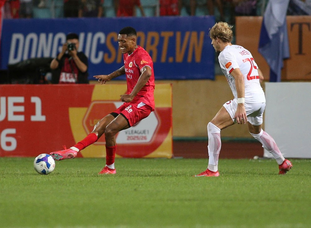 cahn vs the cong viettel 1.jpg