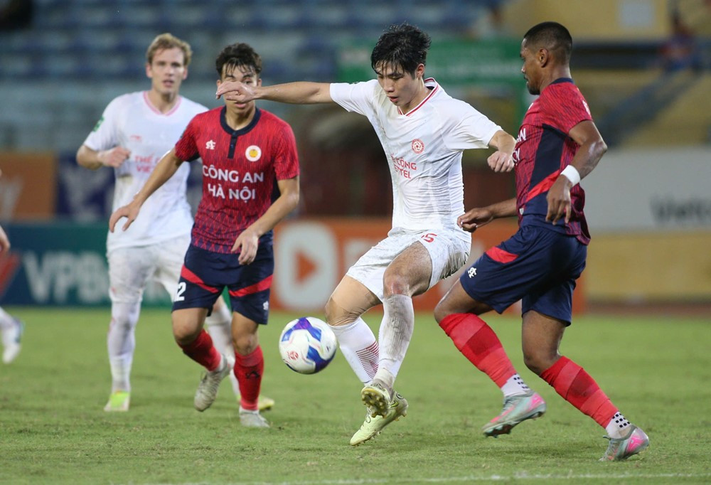 cahn vs the cong viettel 3 121130.jpg