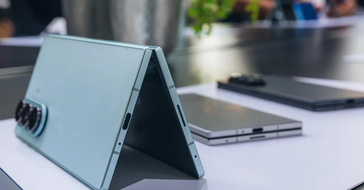 Điều gì xảy ra khi gập mở Samsung Galaxy Z Fold 7 tới 200.000 lần?