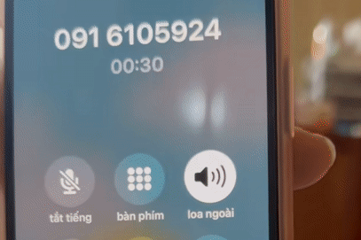 Giả danh điện lực gặp khách cho 'xoắn não’, vội tắt máy biến mất