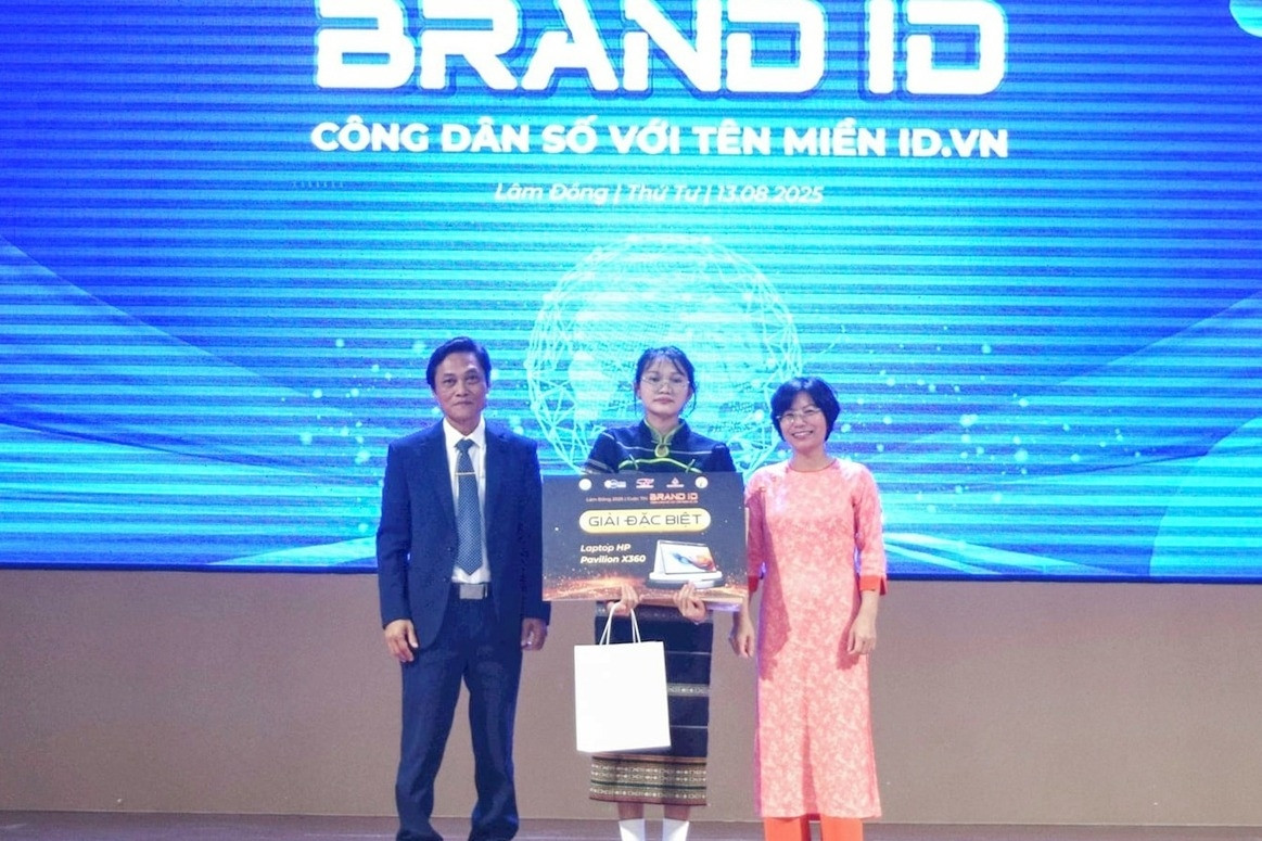 Góp phần hình thành thói quen định danh số bằng website tên miền “id.vn”