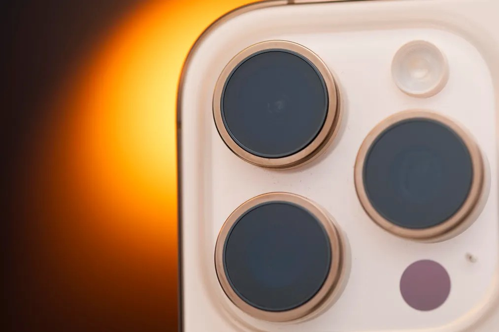 iPhone 17 sắp ra mắt, nhiếp ảnh gia nổi tiếng 'cầu xin' Apple một điều