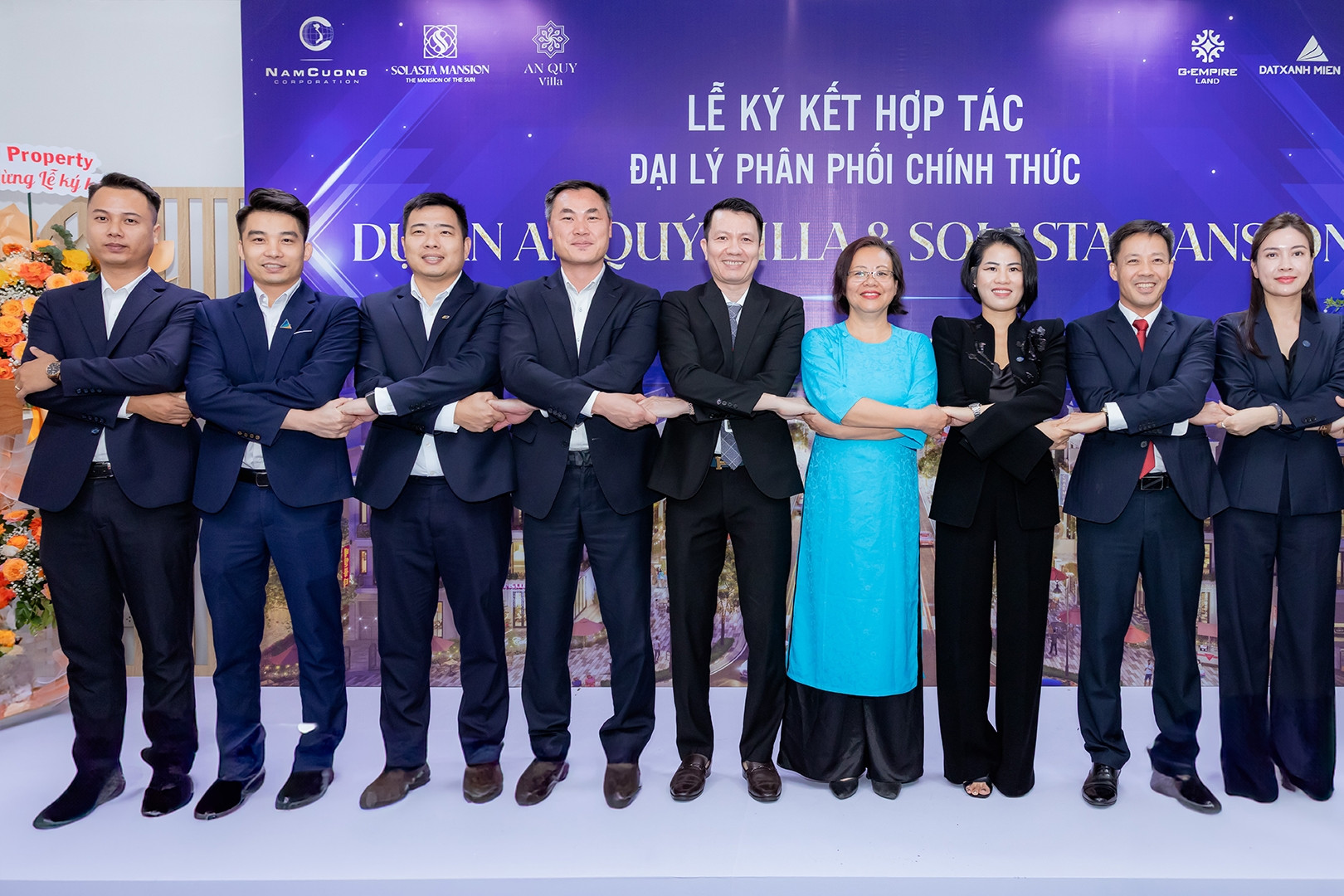 Nam Cường ký kết hợp tác phân phối sản phẩm biệt thự khu đô thị Dương Nội