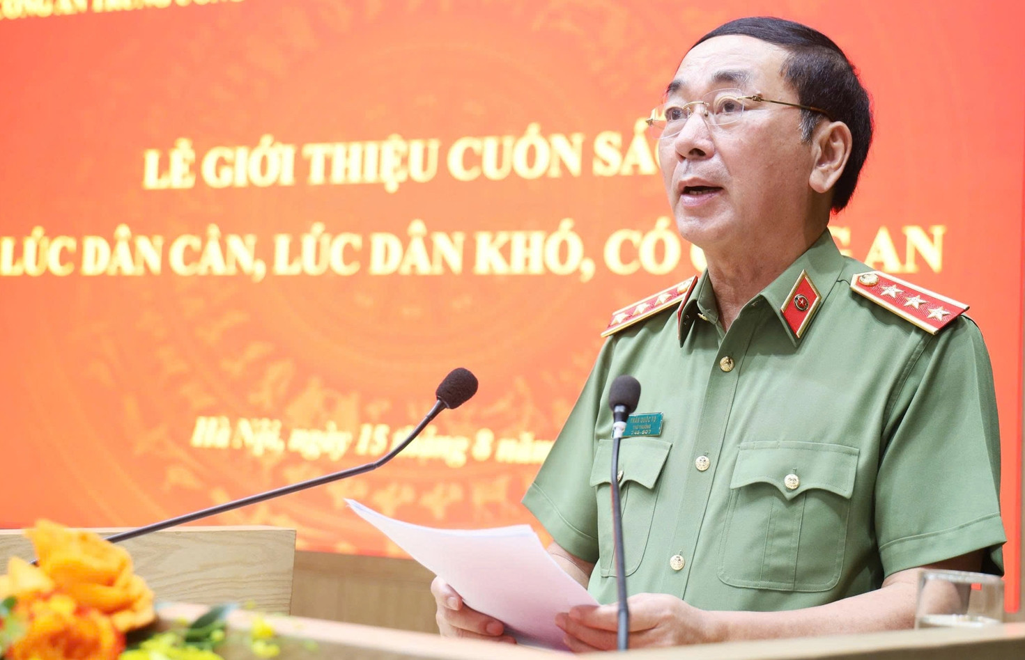 Ra mắt sách về đóng góp thầm lặng của lực lượng công an
