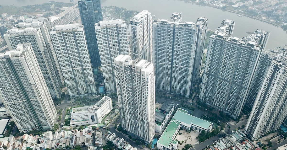 Sếp bất động sản hưởng thu nhập tiền tỷ, có người lương lại chỉ vài triệu