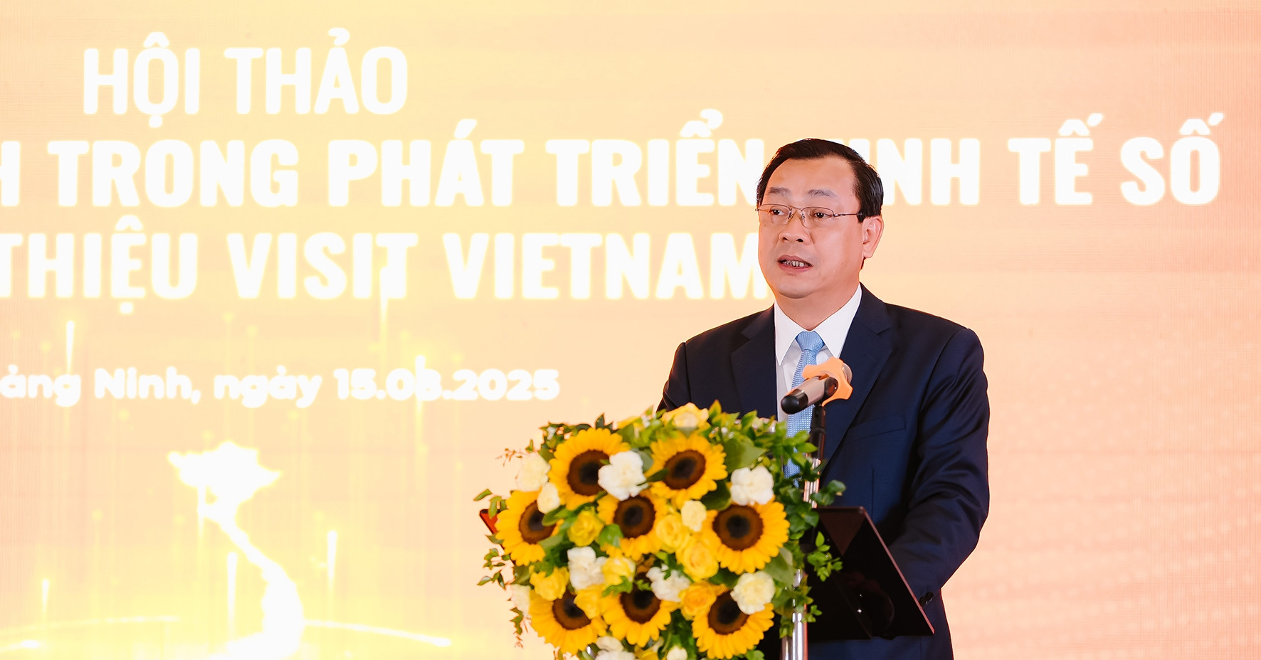 Xây dựng "siêu ứng dụng" du lịch toàn diện cho du khách tại Việt Nam