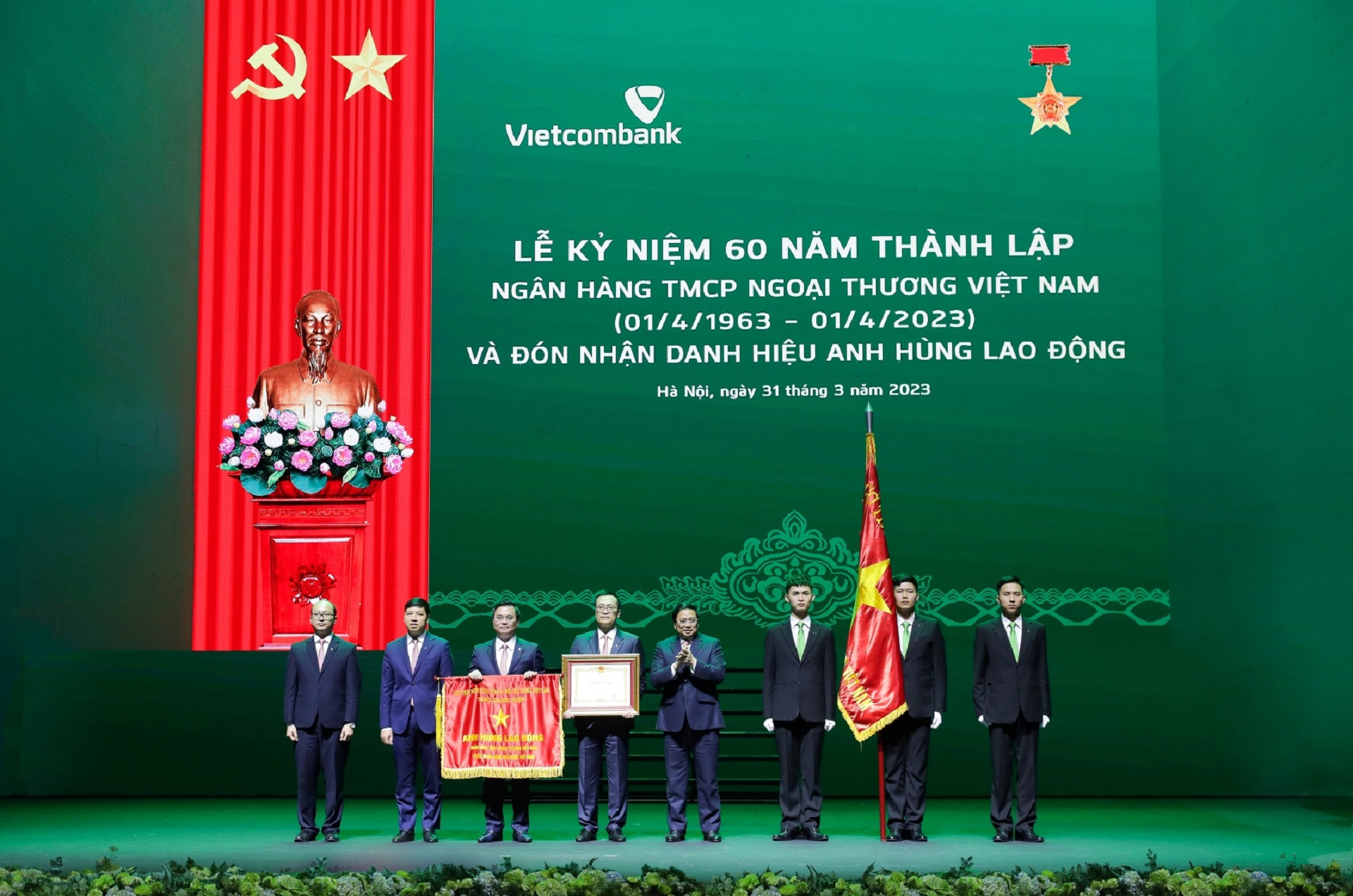 Bai 1_anh 3 vcb.jpg