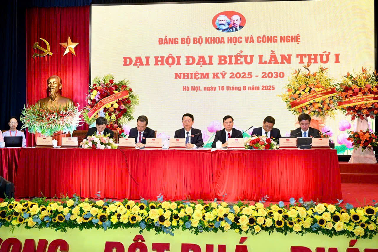 Bo KHCN.jpg